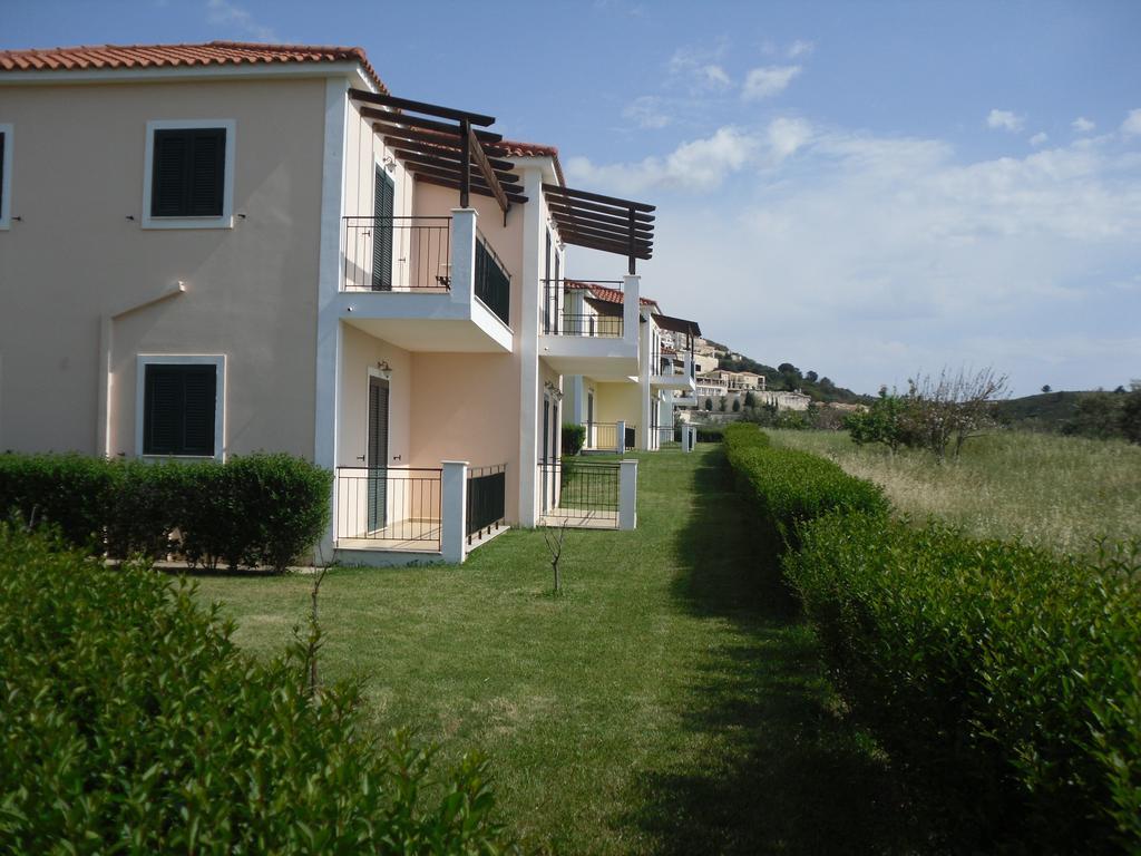 Liberatos Village Argostoli  Luaran gambar